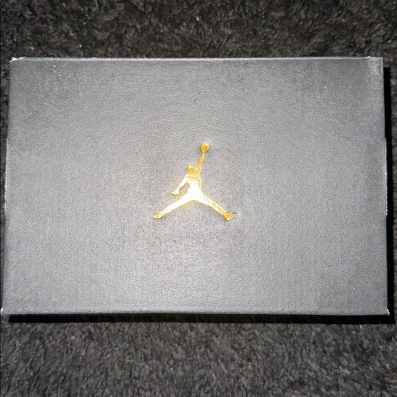 New Jordan 1 Retro High OG Satin Shadow(TD). Sz:6c. Original box - Picture 6 of 7